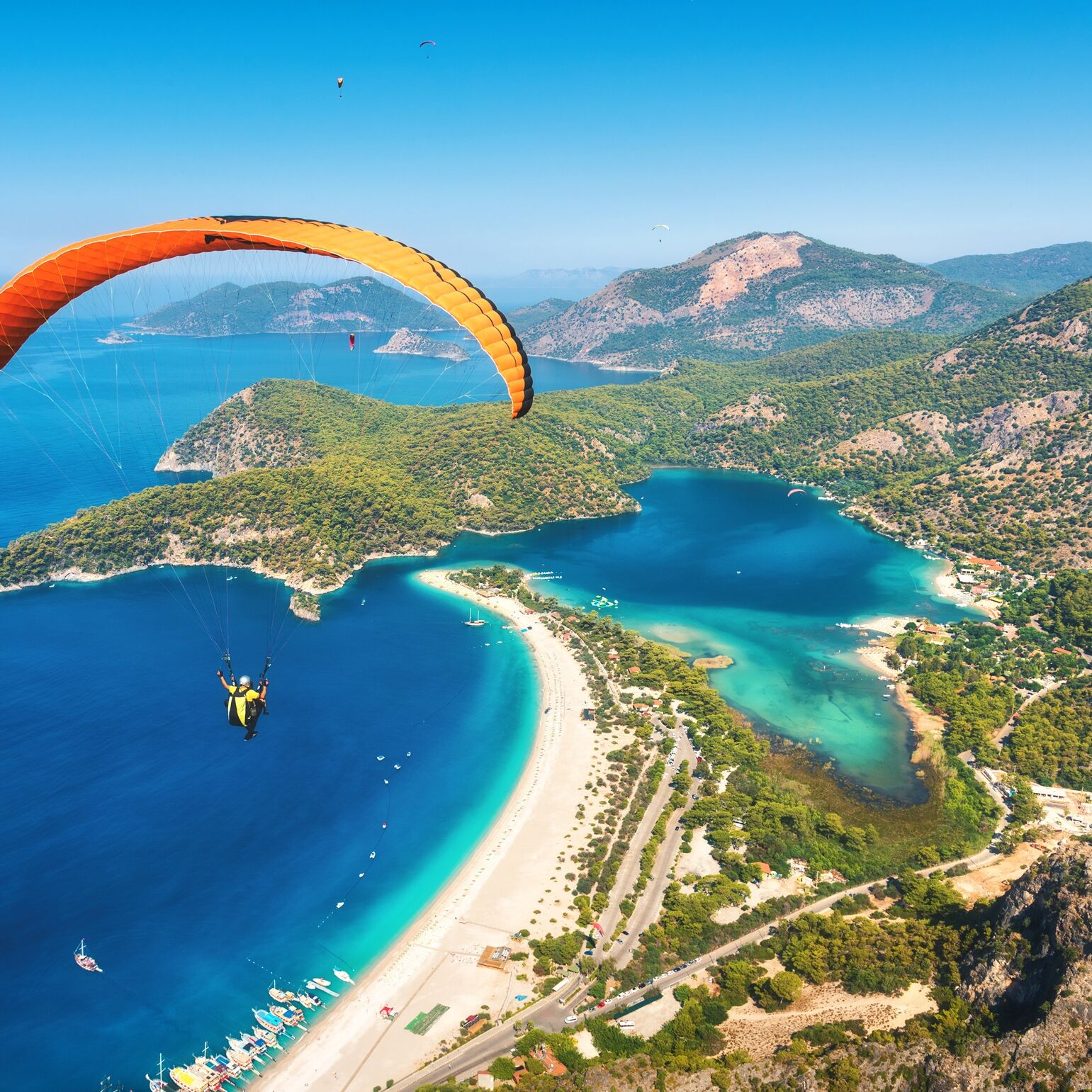 Paragliding in Oludeniz