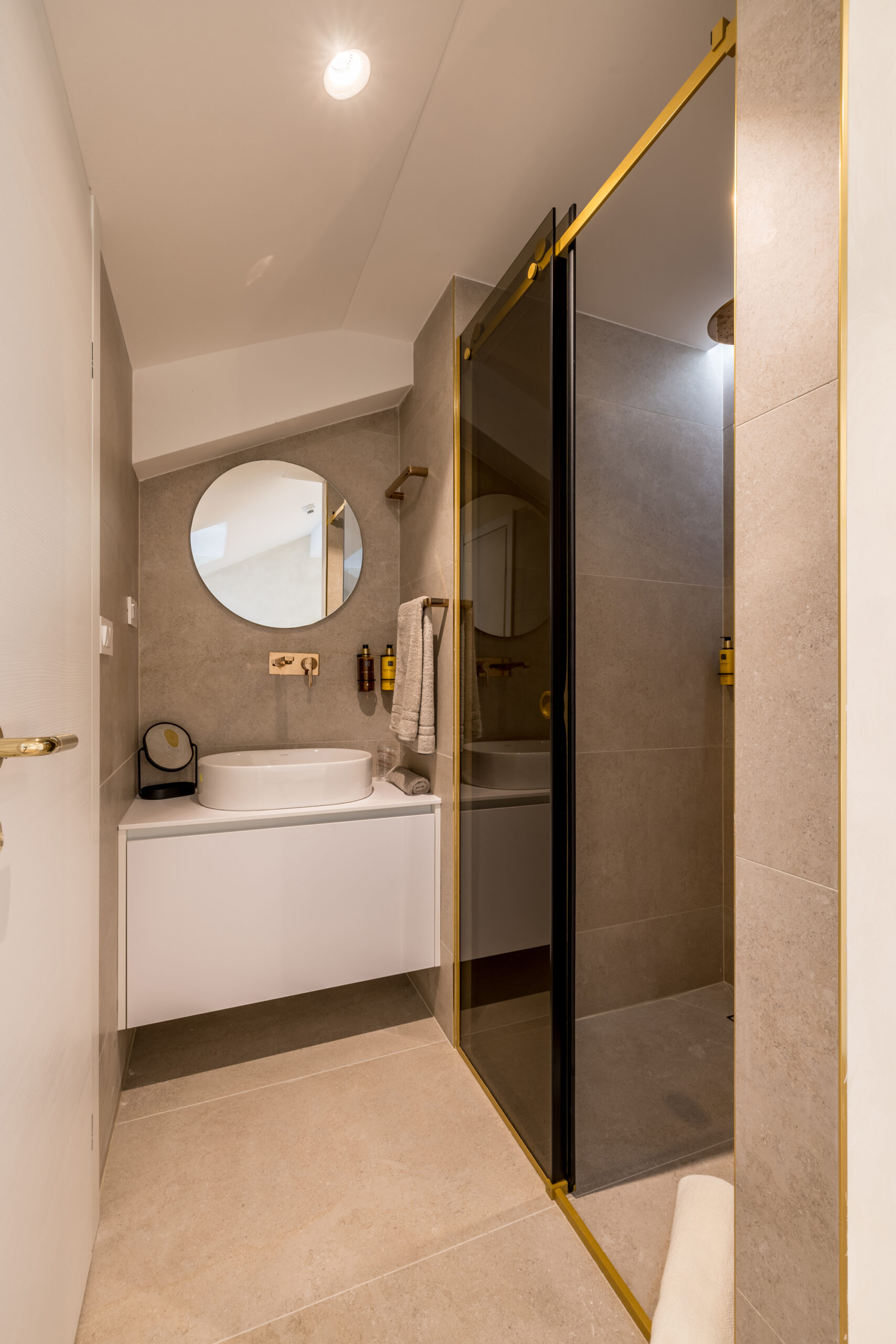 Economy bathroom